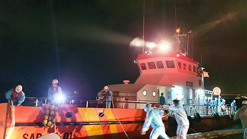 Tàu cá Khánh Hòa chìm ở vùng biển Vũng Tàu, 1 thuyền viên mất tích