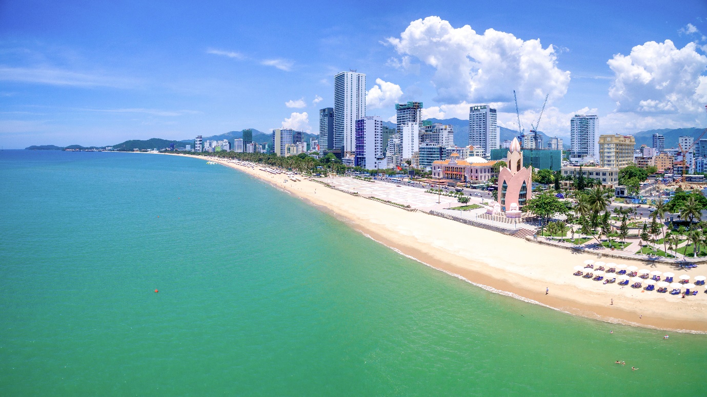 Nha Trang trong "cơn khát" chung cư ven biển