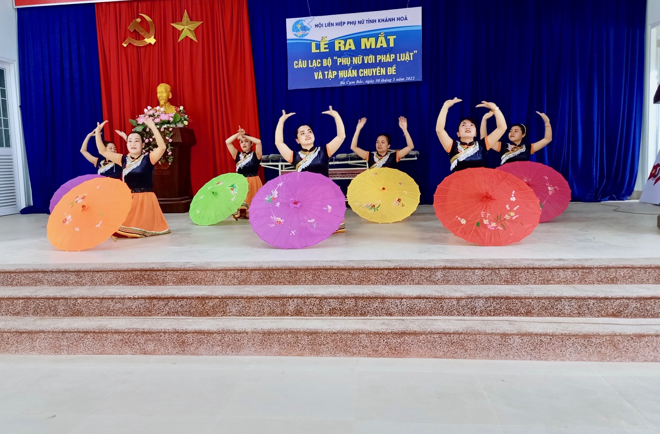 Ra mắt Câu lạc bộ "Phụ nữ với pháp luật"