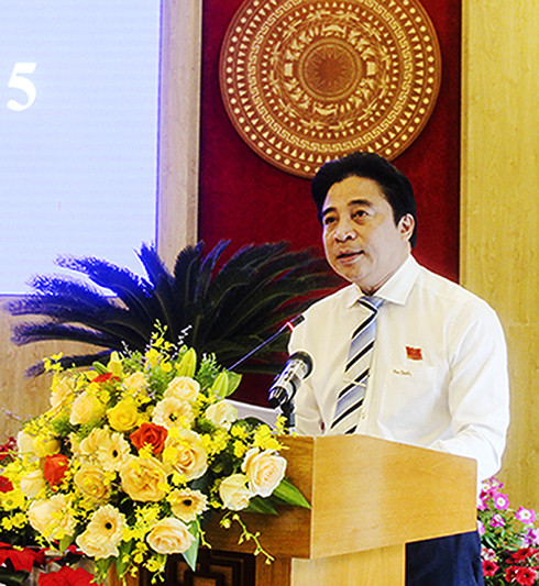 Ông Nguyễn Khắc Toàn phát biểu khai mạc kỳ họp thứ 5, HĐND tỉnh khóa VII.