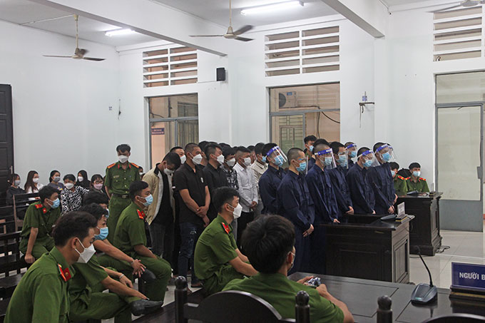 Rủ nhau đi đánh lộn, 28 thanh niên lãnh án