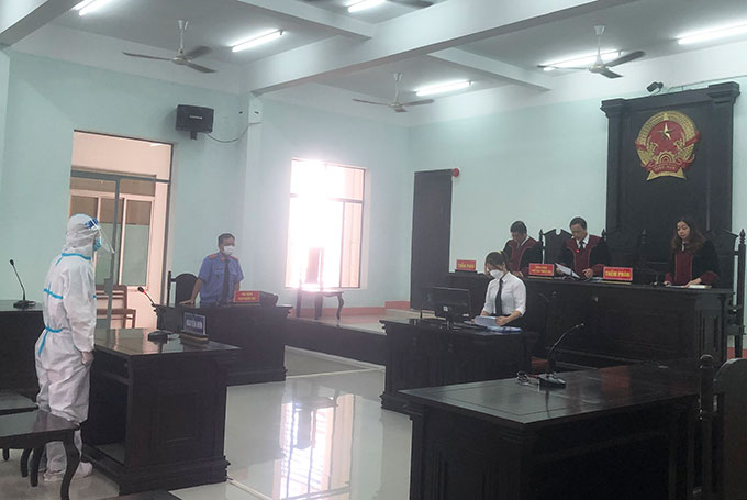 Mượn xe của bạn rồi đem cầm