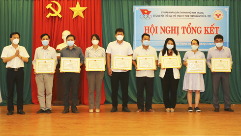 Tổng kết Đại hội Thể dục thể thao TP. Nha Trang lần thứ IX: Khen thưởng 32 tập thể, cá nhân xuất sắc