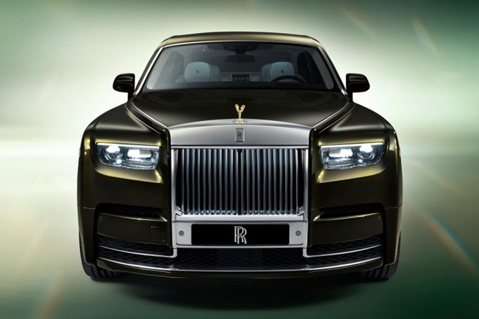  Rolls-Royce Phantom VIII Series II  rất bắt mắt.