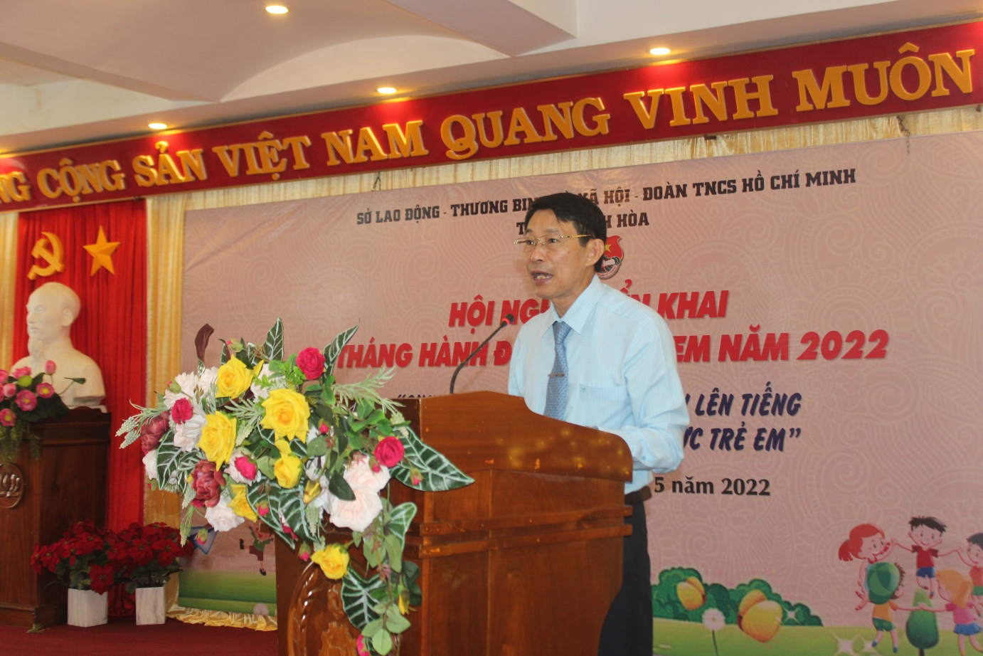 Ông Đinh Văn Thiệu phát biểu tại buổi lễ.