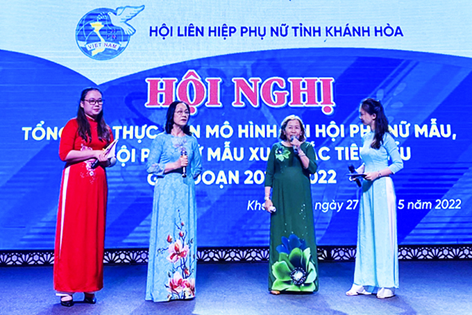 Nâng cao chất lượng cán bộ chi hội phụ nữ