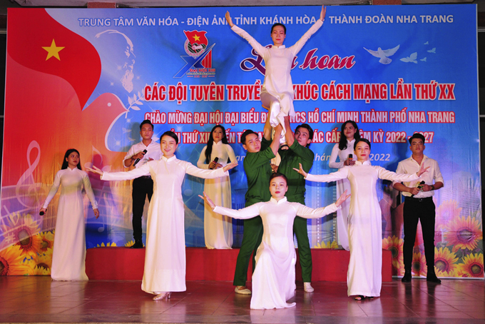 Nhiệt huyết tuổi trẻ Nha Trang