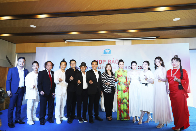 Các nghệ sĩ, diễn viên điện ảnh đã có mặt tại TP. Nha Trang để khởi động cho Giải thưởng Cánh diều 2021. 