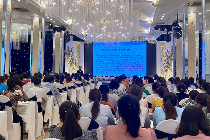 Tập huấn đề án "Bồi dưỡng cán bộ, công chức Hội Liên hiệp Phụ nữ các cấp và chi hội trưởng phụ nữ giai đoạn 2021- 2025"