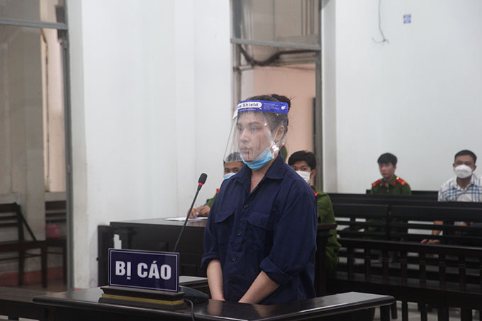 Buôn ma túy, thiếu nữ lãnh 20 năm tù