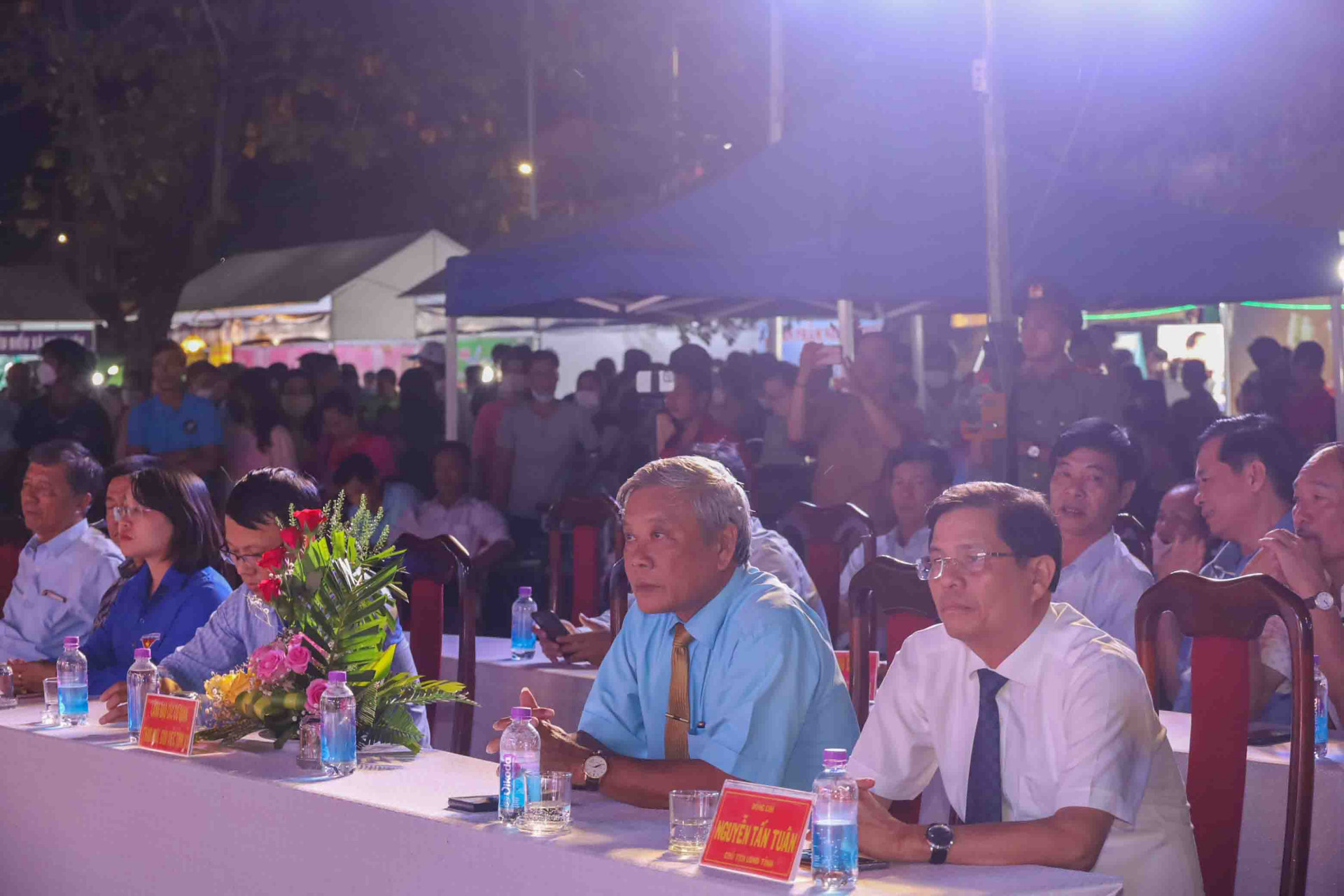 Ông Nguyễn Tân Tuân - Phó Bí thư Tỉnh ủy, Chủ tịch UBND tỉnh Khánh Hòa tham dự lễ khai mạc. 