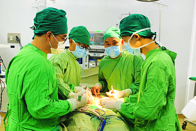 Tình trạng thiếu thuốc, hóa chất, vật tư y tế ở bệnh viện: Cần sớm được giải quyết