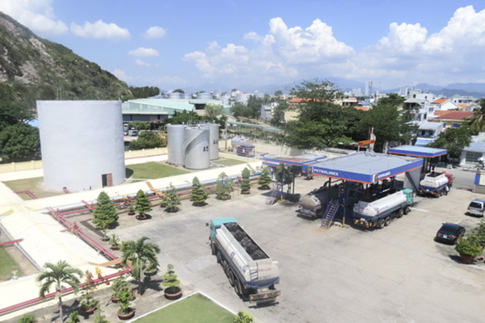 Đề nghị tháo gỡ khó khăn khi di dời kho xăng dầu Vĩnh Nguyên