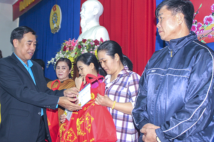 Chú trọng đổi mới hoạt động, chăm lo đoàn viên