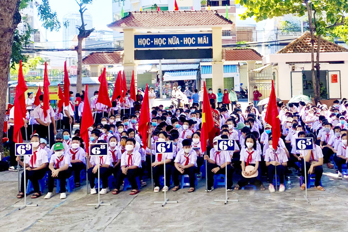 Học sinh Trường THCS Âu Cơ (Nha Trang)