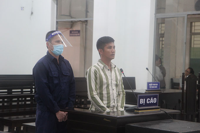 Điều tra vụ đánh nhau, phát hiện thêm vụ ma túy