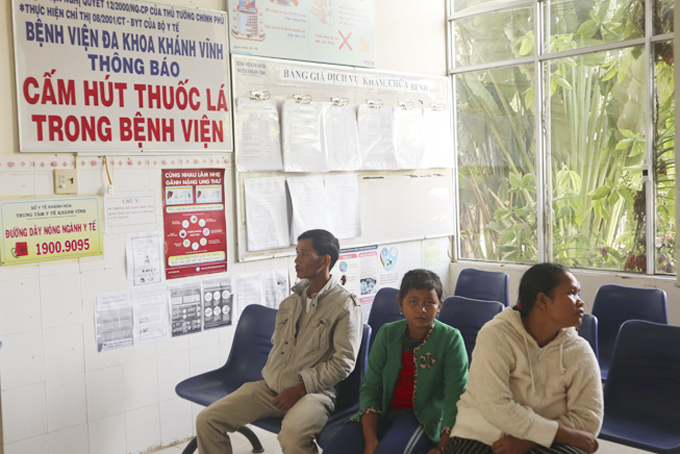 Thực hiện nghiêm quy định không hút thuốc lá tại nơi làm việc