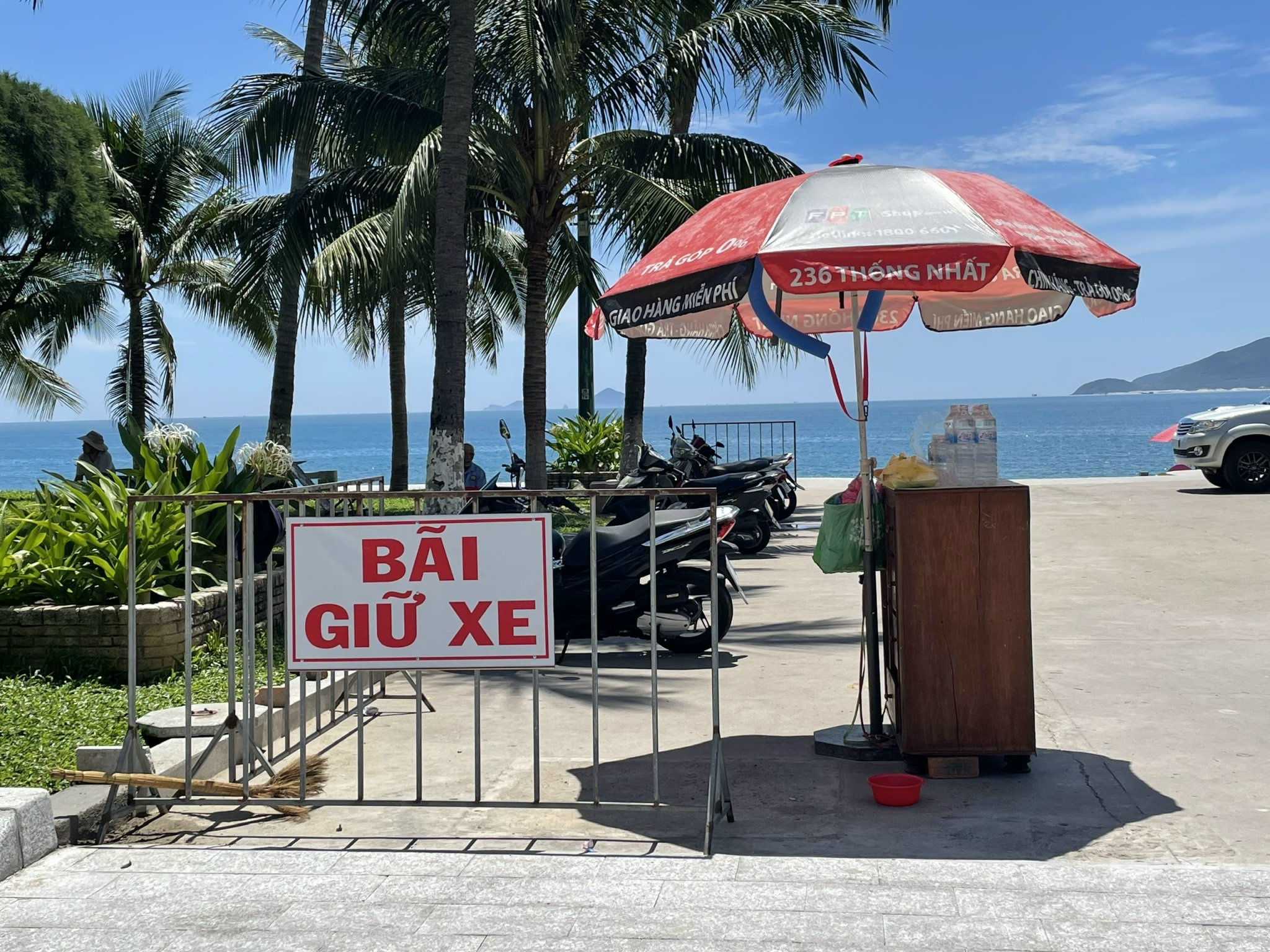 Các bãi giữ xe đã hết hạn giấy phép vẫn hoạt động: UBND TP. Nha Trang chỉ đạo truy thu tiền thuê mặt bằng