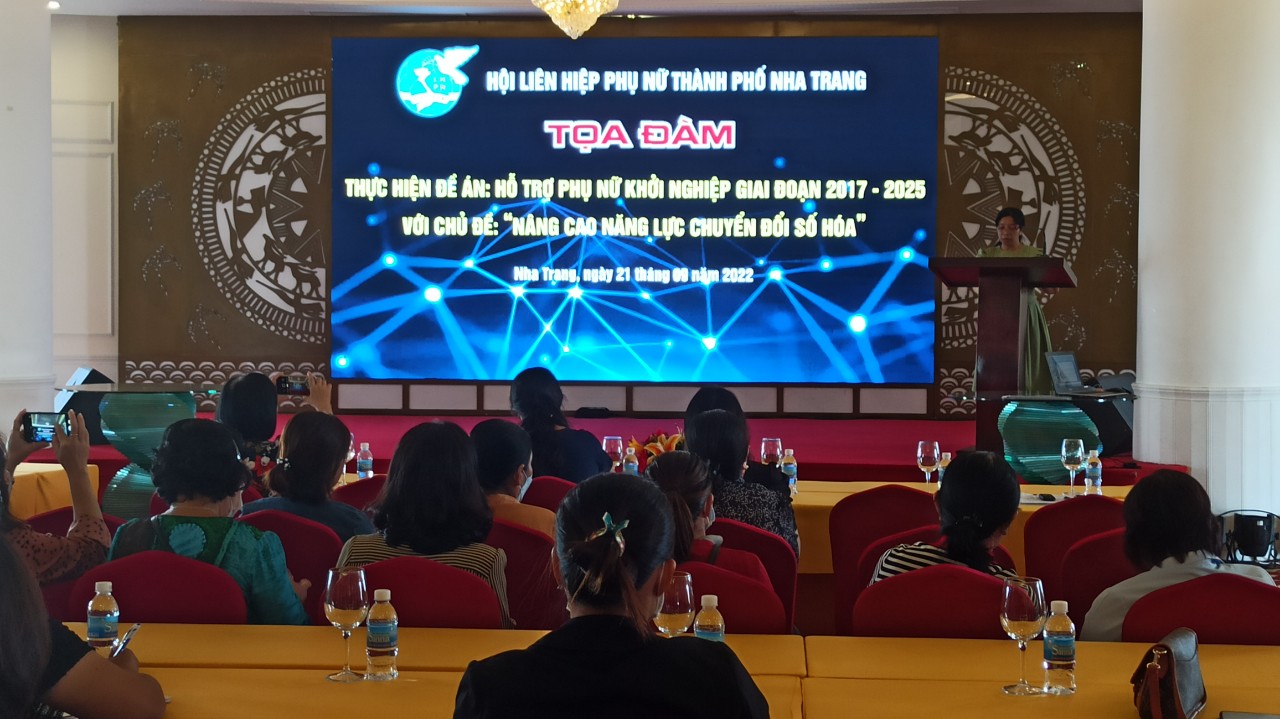 Tổ chức tọa đàm chủ đề "Nâng cao năng lực - chuyển đổi số hoá cho phụ nữ khởi nghiệp"