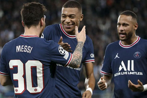 Bộ 3 tấn công Kylian Mbappe – Neymar – Lionel Messi đang giúp Paris Saint-Germain bay cao trong giai đoạn đầu mùa giải mới 2022 – 2023.