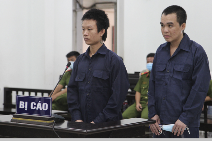 Cùng vào tù vì đánh người nẹt pô to