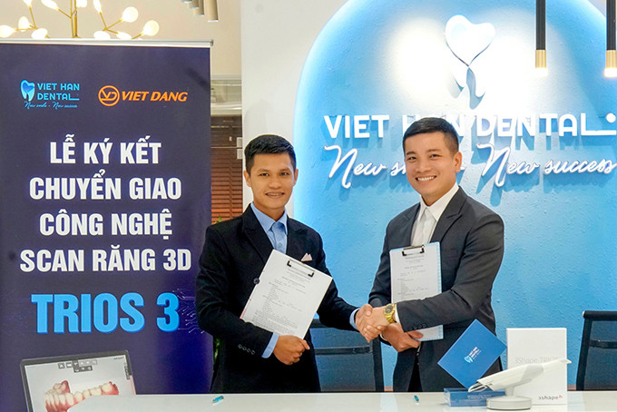 Buổi lễ kí kết tiếp nhận công nghệ mới tại Việt Hàn vào ngày 09_06_22 - Máy scan răng 3D Trios 3.