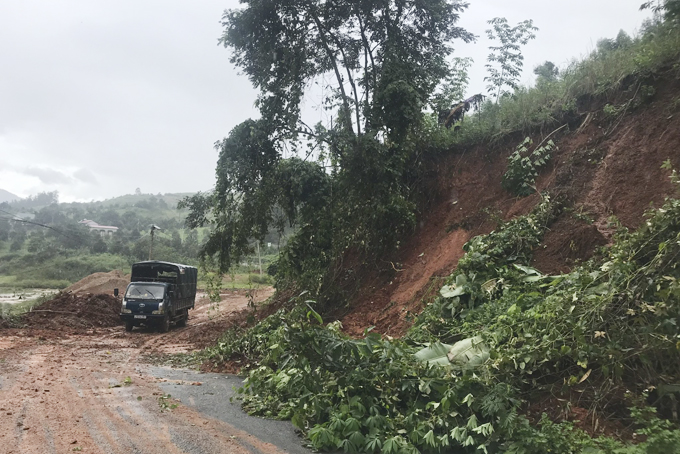 Khánh Sơn: Chủ động ứng phó với mưa bão