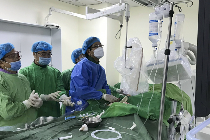 Ứng dụng siêu âm nội mạch: Chữa tổn thương động mạch vành