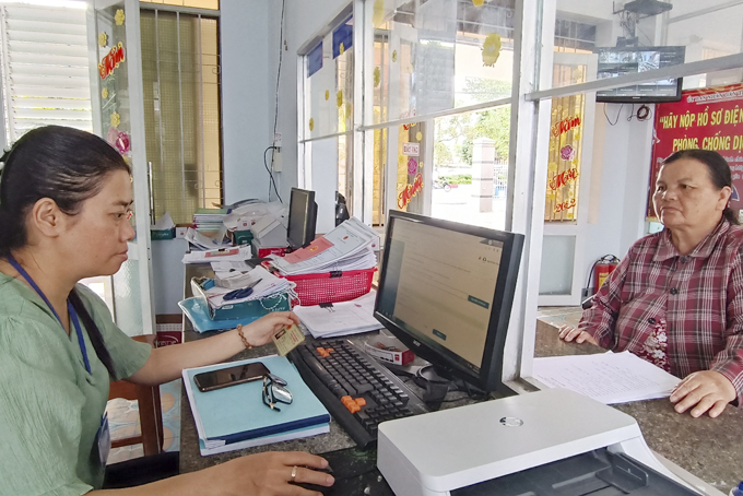 Vạn Ninh: Tập trung chuyển đổi số toàn diện