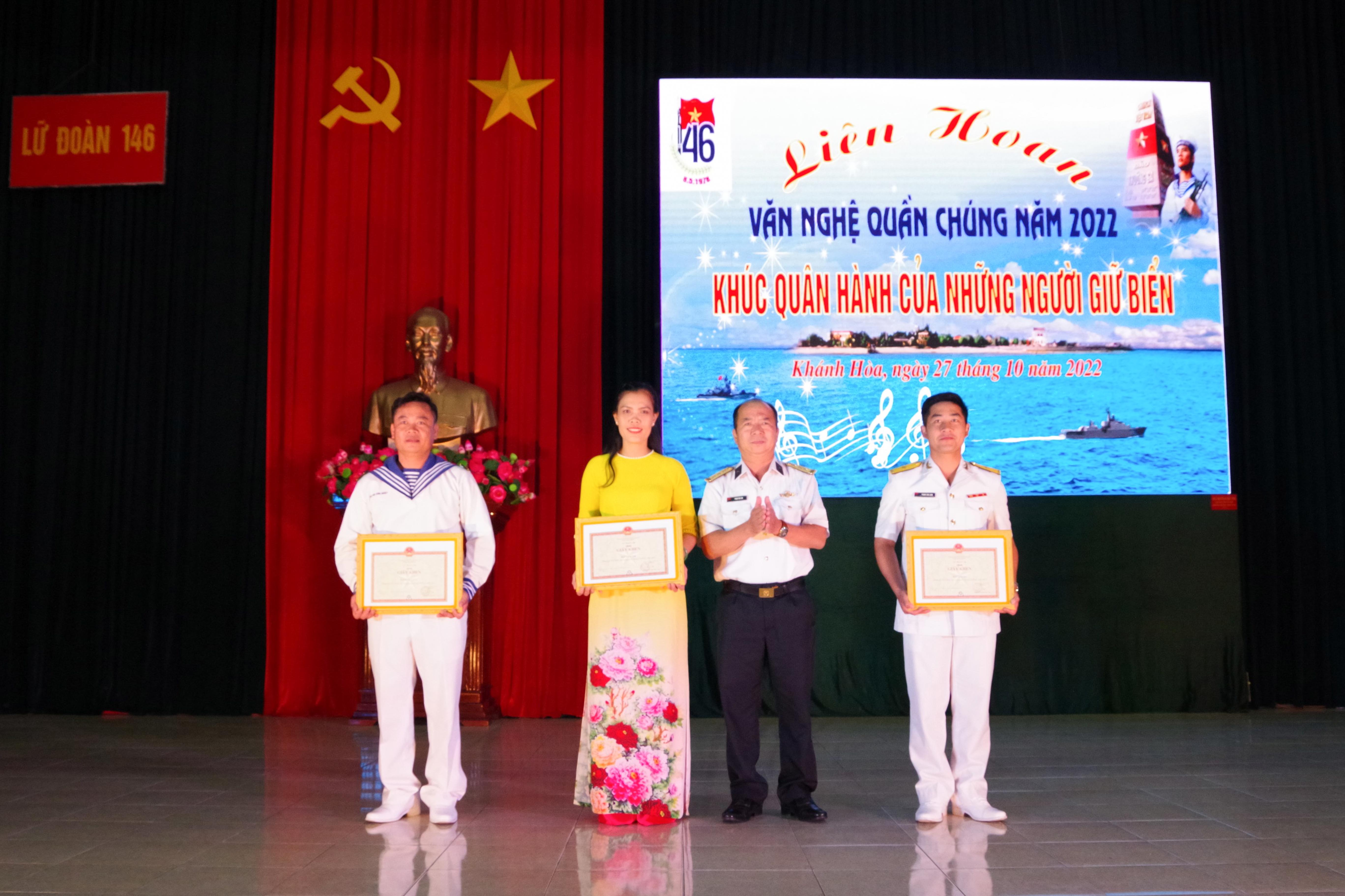 Lữ đoàn 146: Tổ chức liên hoan văn nghệ quần chúng