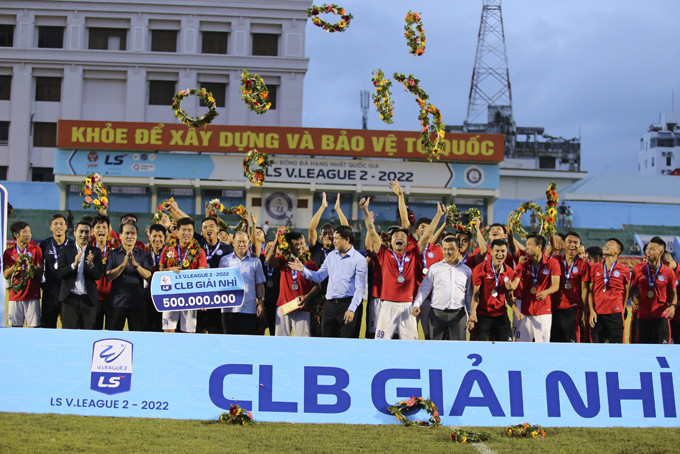 Khánh Hòa FC giành giải nhì chung cuộc cùng tấm vé lên chơi V.League 1.