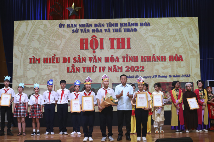 Lan tỏa tình yêu di sản văn hóa cho học sinh