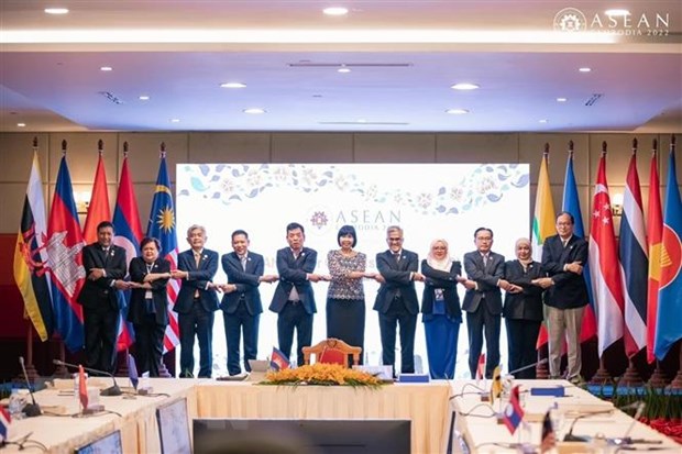 Các quan chức cao cấp ASEAN tại cuộc họp trù bị cho Hội nghị cấp cao ASEAN lần thứ 40, 41 và các hội nghị cấp cao liên quan. (Ảnh: TTXVN phát)