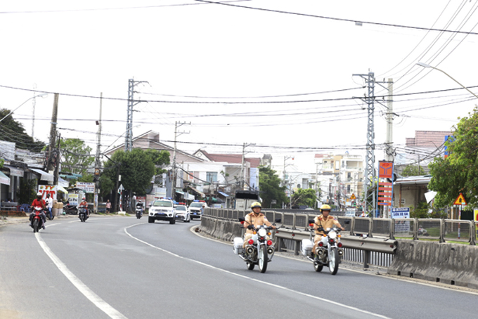 Ra quân cao điểm bảo đảm an toàn giao thông dịp Tết 2023