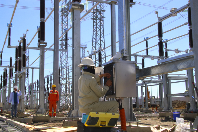 Nỗ lực hoàn thành dự án điện Vân Phong