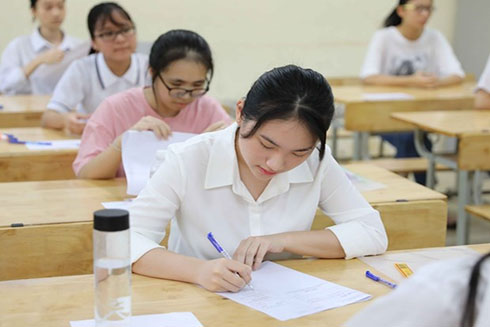 Phê duyệt liên kết tổ chức thi cấp chứng chỉ tiếng Anh Cambridge và chứng chỉ tiếng Nhật JLPT