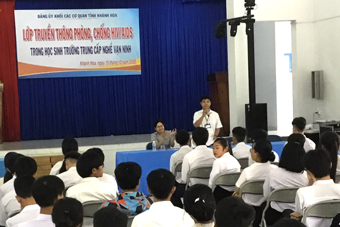 Tăng cường truyền thông phòng, chống HIV/AIDS