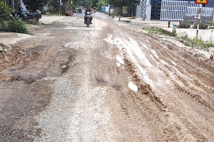 Khánh Sơn: Sẽ được đầu tư 3 công trình giao thông