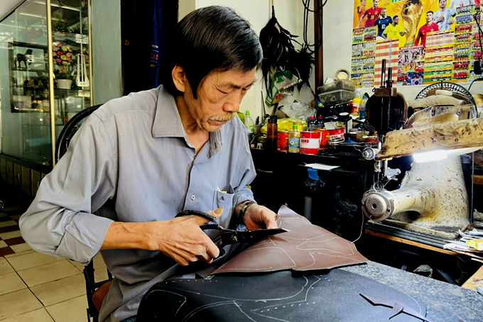 Thăng trầm nghề đóng giày thủ công