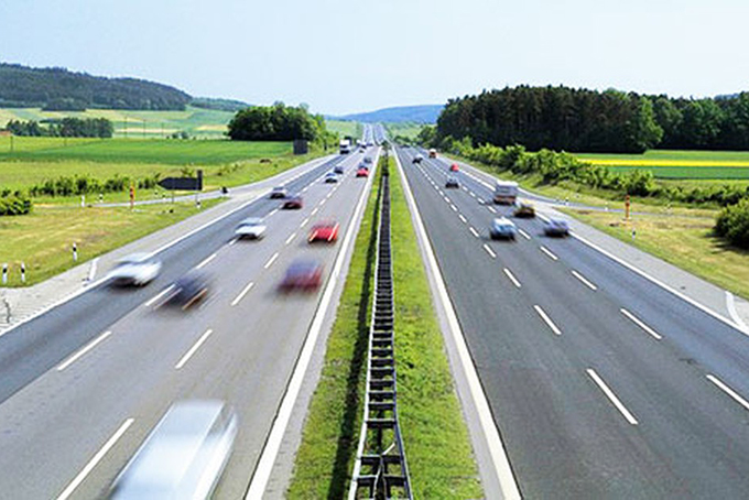 Chuẩn bị cho lễ khởi công 12 dự án thành phần thuộc dự án cao tốc Bắc - Nam