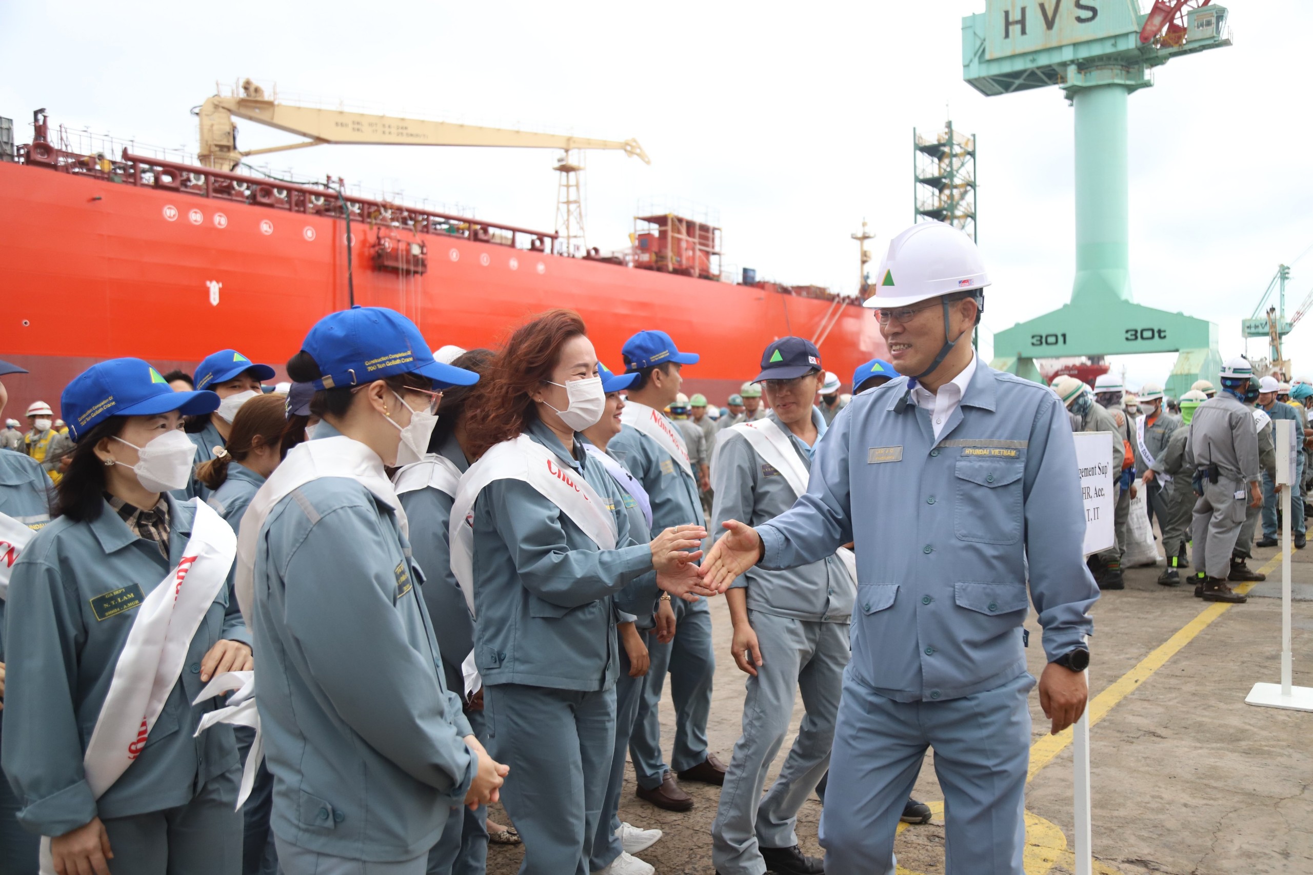 Công ty TNHH Đóng tàu Hyundai Việt Nam phát động thực hiện an toàn năm 2023