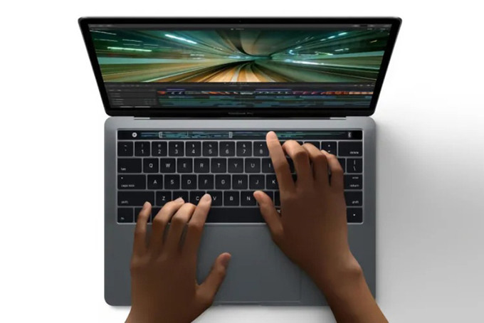   MacBook Pro sẽ lần đầu tiên trang bị màn hình cảm ứng đầy đủ vào năm 2025