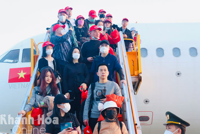 Khách du lịch Trung Quốc trở lại Nha Trang - Khánh Hòa