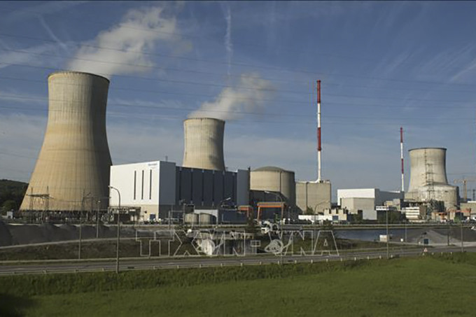 Nhà máy điện hạt nhân Tihange ở tỉnh Liege, Bỉ. Ảnh: AFP/TTXVN