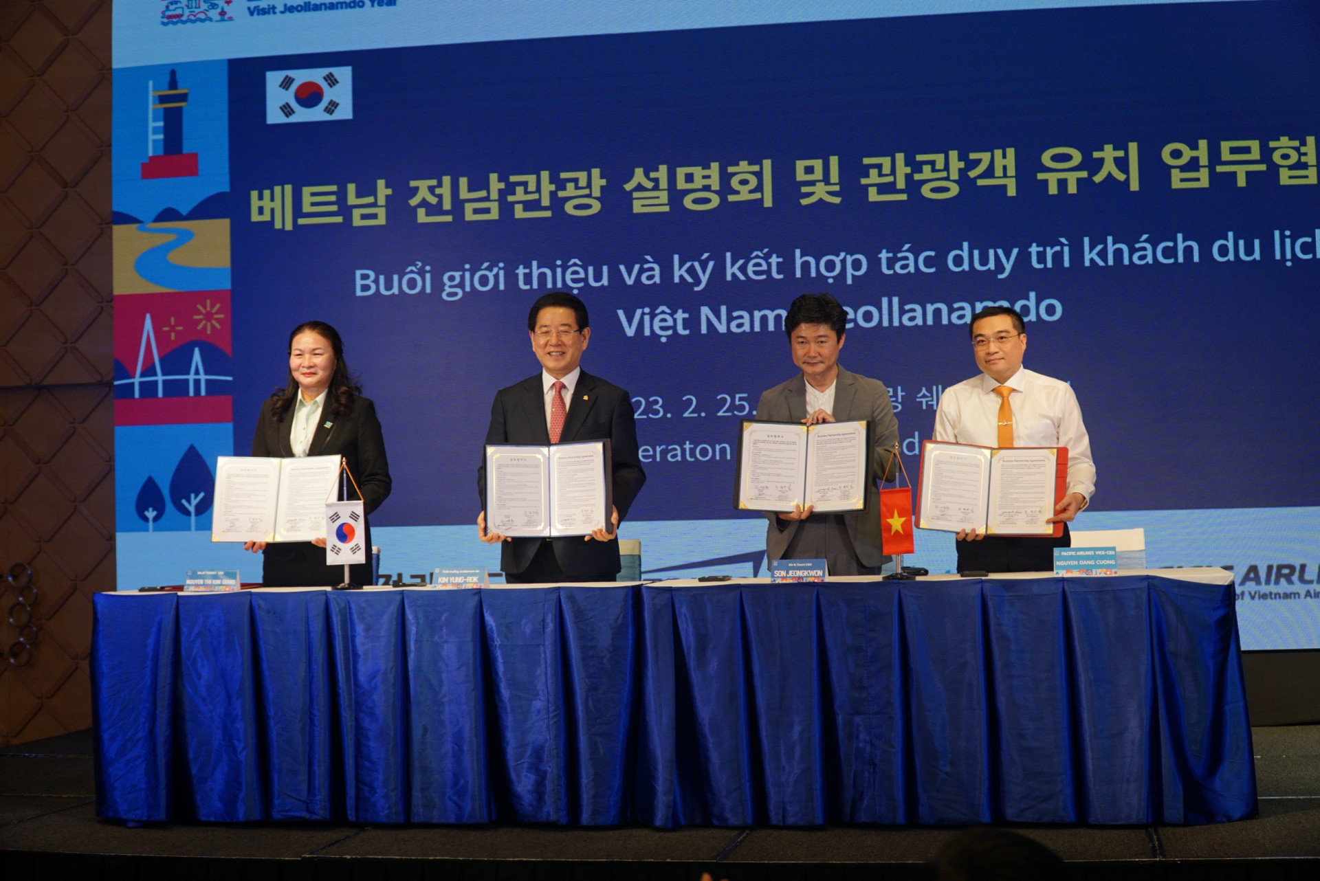Doanh nghiệp Việt Nam và Hàn Quốc cùng nhau cam kết xúc tiến thúc đẩy khai thác tour du lịch đến Jeollanam-do