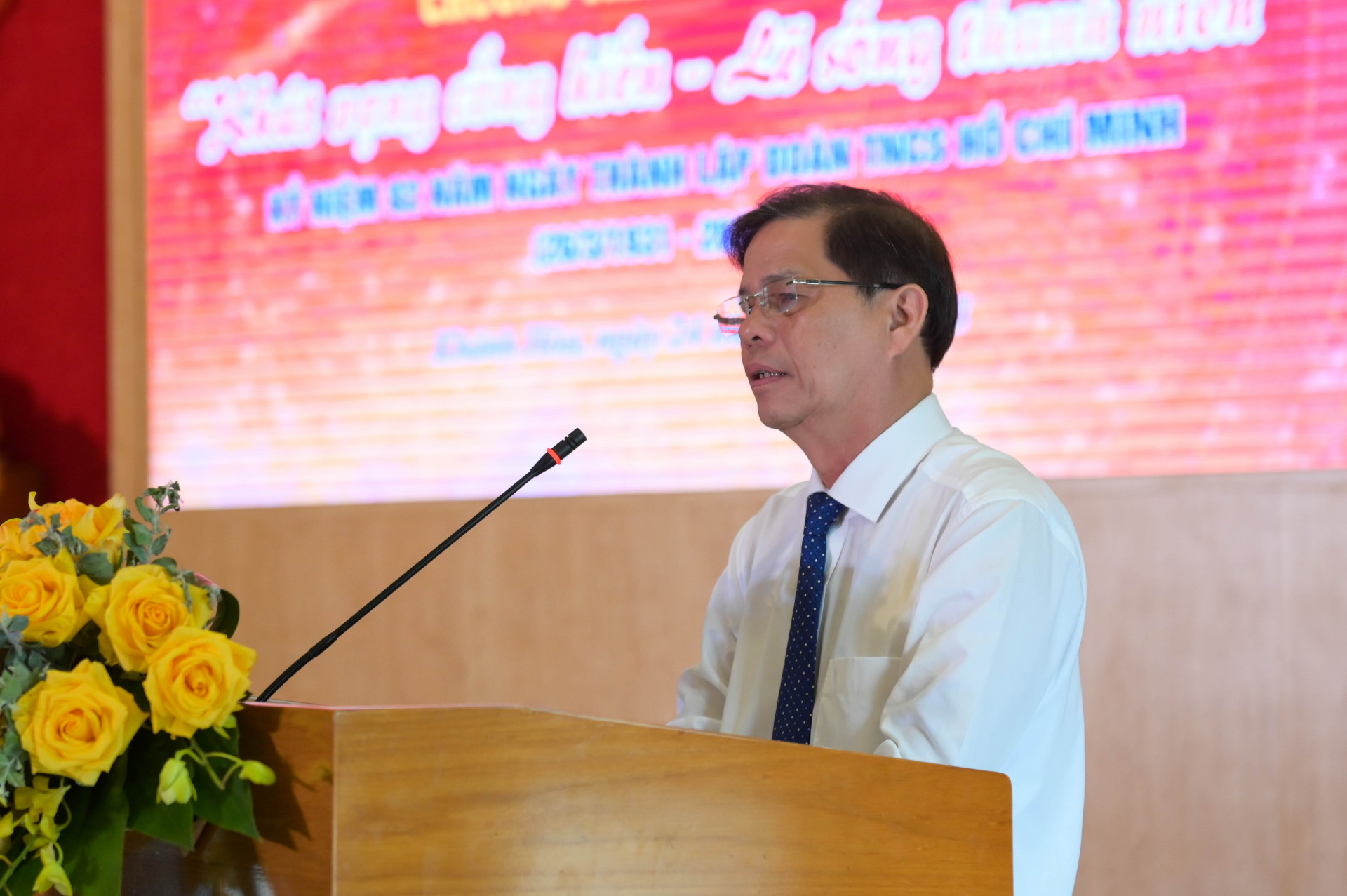 Đồng chí Nguyễn Tấn Tuân phát biểu chỉ đạo tại chương trình