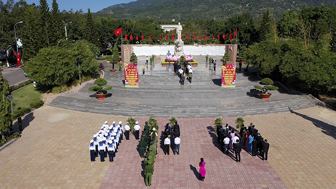 Cam Ranh sẽ là đô thị du lịch - logistics